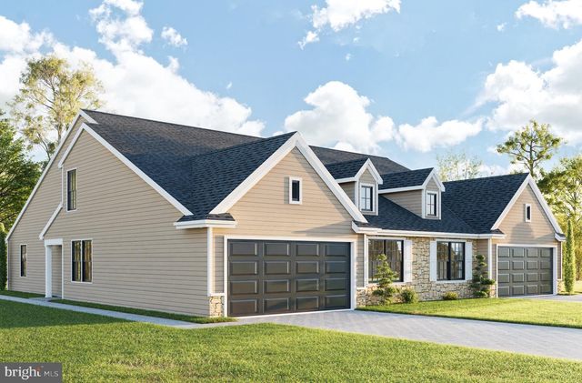 121 HILLARD FIELD, Lancaster, PA 17603