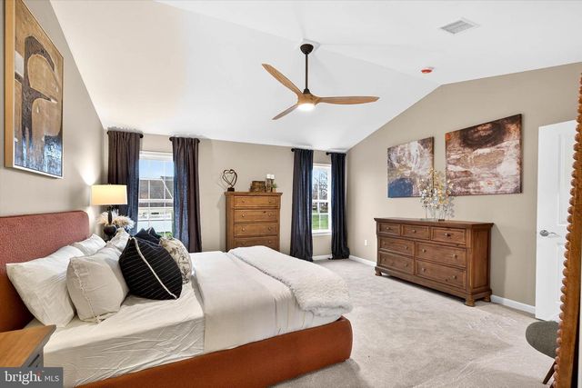 121 HILLARD FIELD, Lancaster, PA 17603