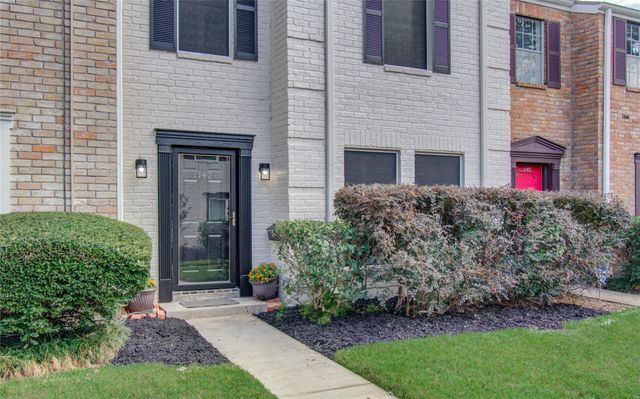 1147 Country Place Drive, Houston, TX 77079