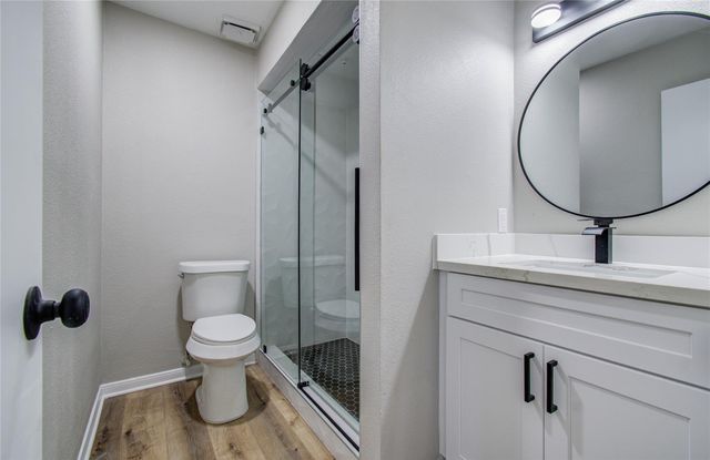 1147 Country Place Drive, Houston, TX 77079