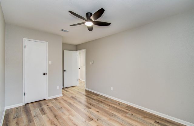 1147 Country Place Drive, Houston, TX 77079