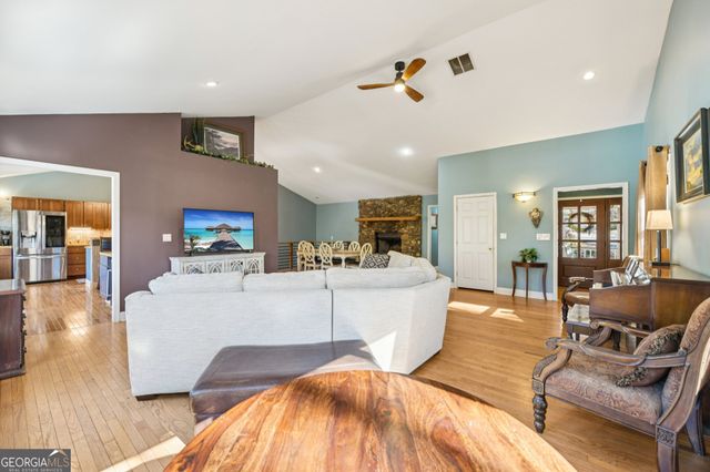 105 Thurmond Walker Road, Dahlonega, GA 30533