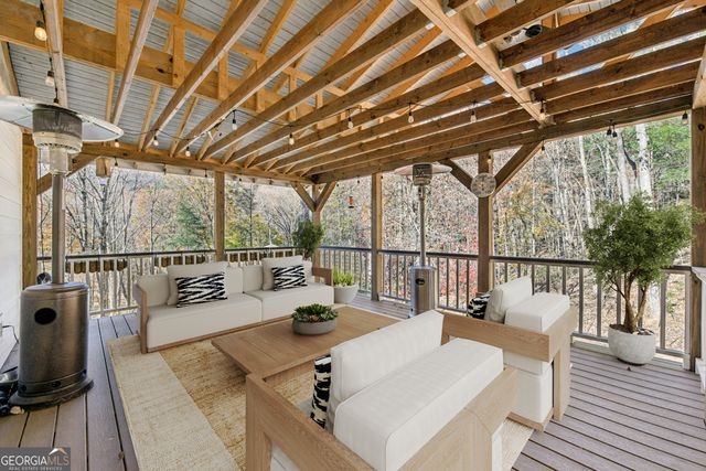 105 Thurmond Walker Road, Dahlonega, GA 30533