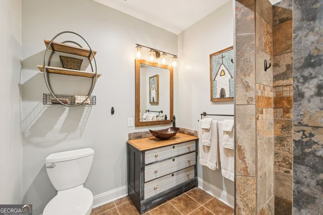 105 Thurmond Walker Road, Dahlonega, GA 30533