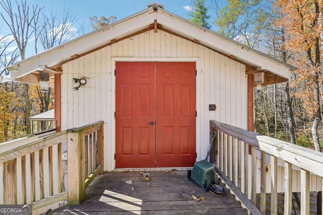 105 Thurmond Walker Road, Dahlonega, GA 30533