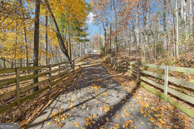 105 Thurmond Walker Road, Dahlonega, GA 30533