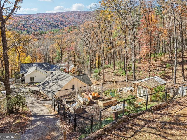 105 Thurmond Walker Road, Dahlonega, GA 30533