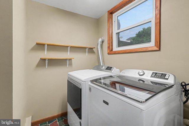 465 LOCUST ST, Halifax, PA 17032