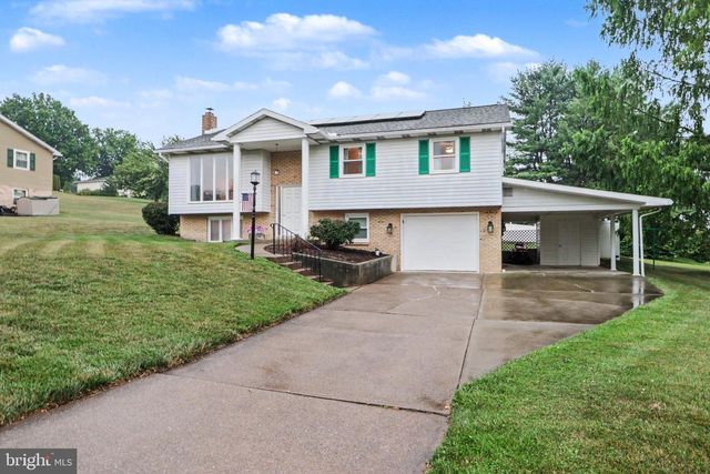 465 LOCUST ST, Halifax, PA 17032