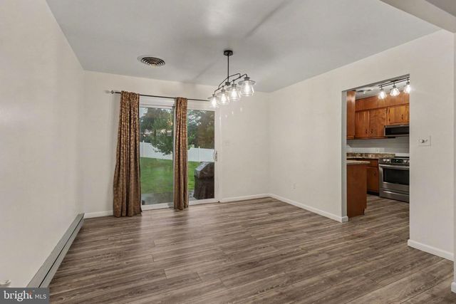 465 LOCUST ST, Halifax, PA 17032