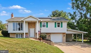 465 LOCUST ST, Halifax, PA 17032