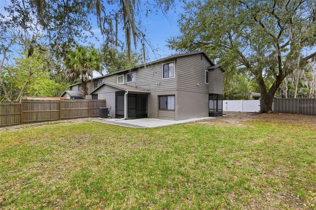 207 SW 6TH AVENUE, Gainesville, FL 32601