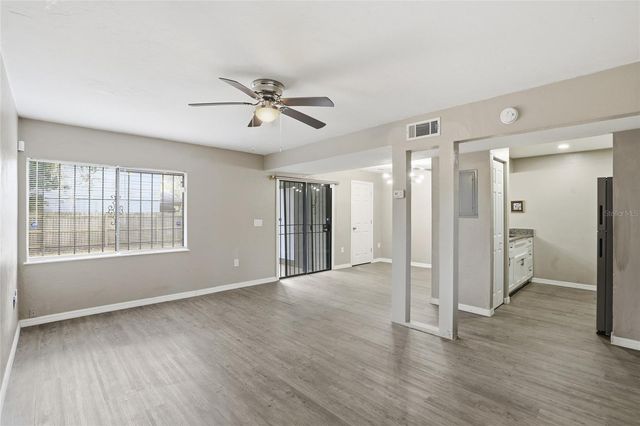 207 SW 6TH AVENUE, Gainesville, FL 32601