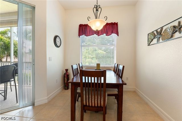 6011 Jonathans Bay CIR 402, Fort Myers, FL 33908