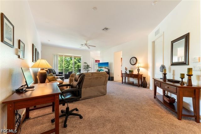 6011 Jonathans Bay CIR 402, Fort Myers, FL 33908