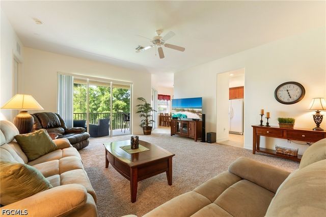 6011 Jonathans Bay CIR 402, Fort Myers, FL 33908