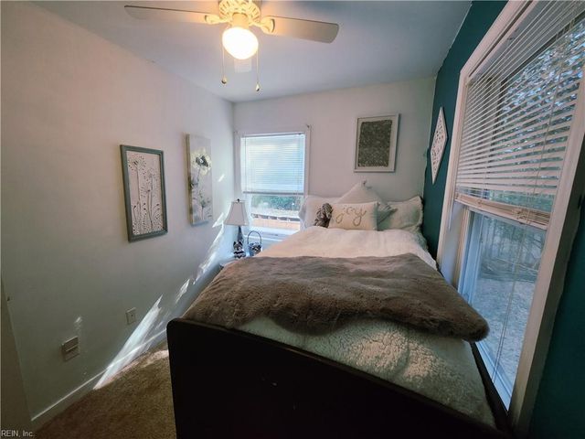 2060 Bells LN, Hayes, VA 23072