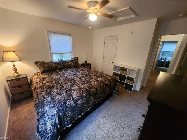 2060 Bells LN, Hayes, VA 23072