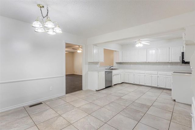 9817 Grimsbey Court, Oklahoma City, OK 73159