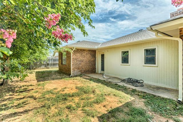 9817 Grimsbey Court, Oklahoma City, OK 73159