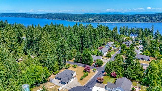 1207 139th Street NW, Gig Harbor, WA 98332