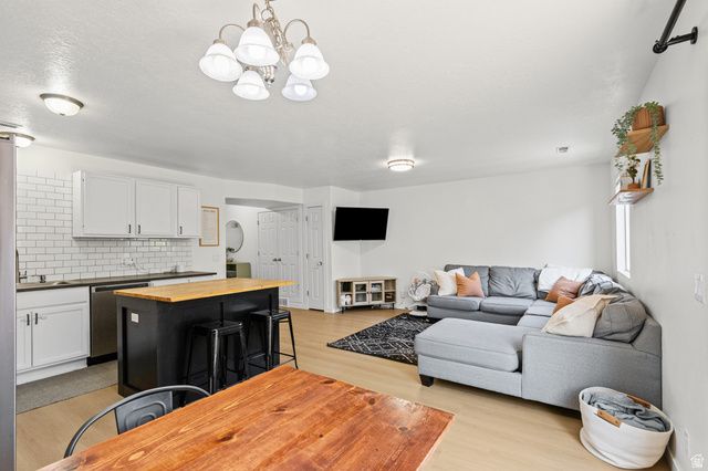 1250 W BRIDALWOOD LOOP, Lehi, UT 84043
