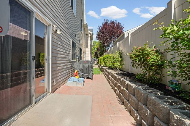 1250 W BRIDALWOOD LOOP, Lehi, UT 84043