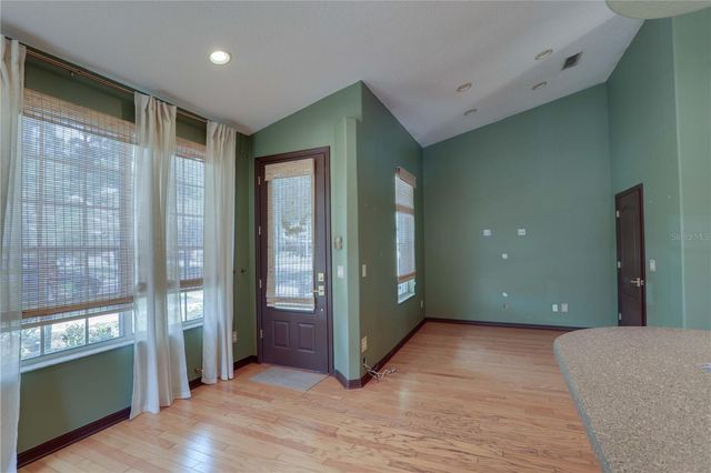 30 N LAWSONA BOULEVARD 2, Orlando, FL 32801