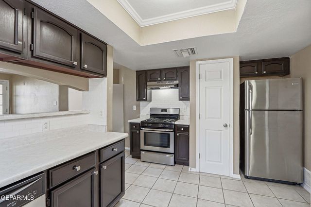 13809 HORIZON HEIGHTS Circle, Horizon City, TX 79928