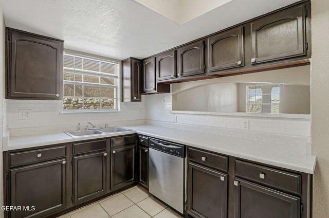 13809 HORIZON HEIGHTS Circle, Horizon City, TX 79928