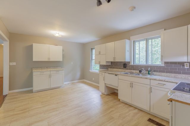 419 Fleetwood Drive, Rossville, GA 30741
