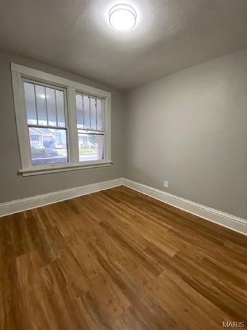 2446 State Street, Granite City, IL 62040