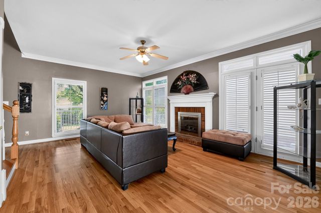 516 Shelton Street, Charlotte, NC 28270