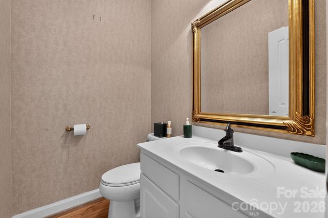 516 Shelton Street, Charlotte, NC 28270