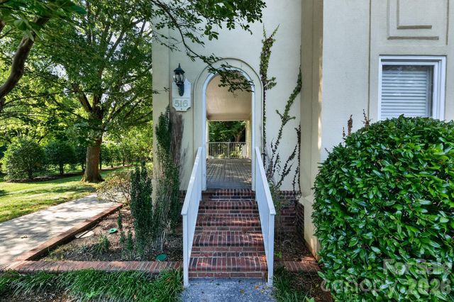 516 Shelton Street, Charlotte, NC 28270