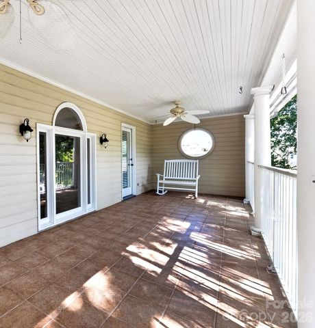 516 Shelton Street, Charlotte, NC 28270