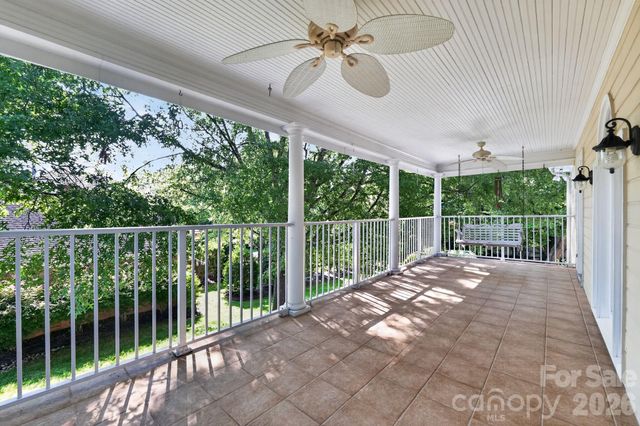 516 Shelton Street, Charlotte, NC 28270
