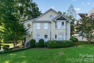 516 Shelton Street, Charlotte, NC 28270