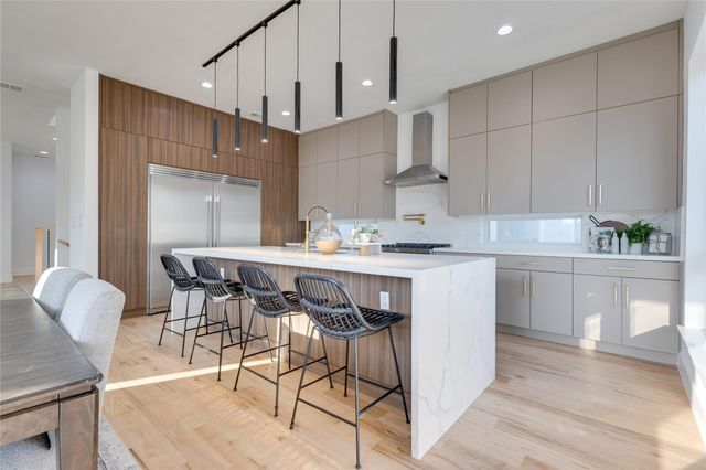 2336 N Carroll Avenue, Dallas, TX 75204