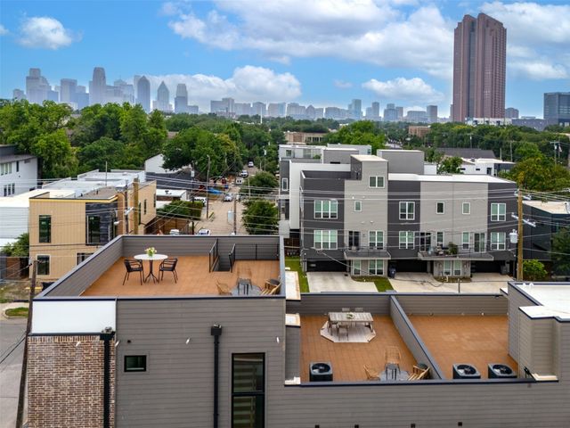 2336 N Carroll Avenue, Dallas, TX 75204