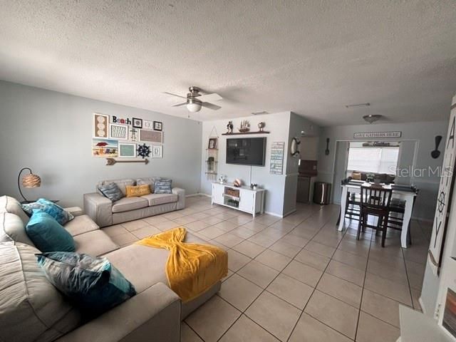 8218 43RD AVENUE W, Bradenton, FL 34209