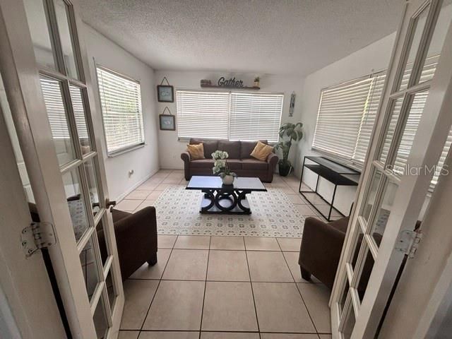 8218 43RD AVENUE W, Bradenton, FL 34209