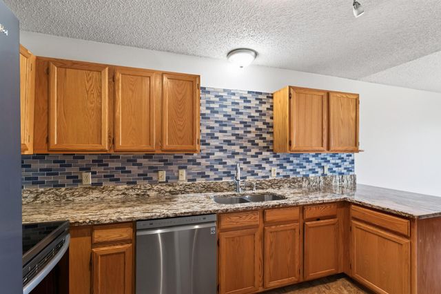 15894 Gooseberry Way, Apple Valley, MN 55124