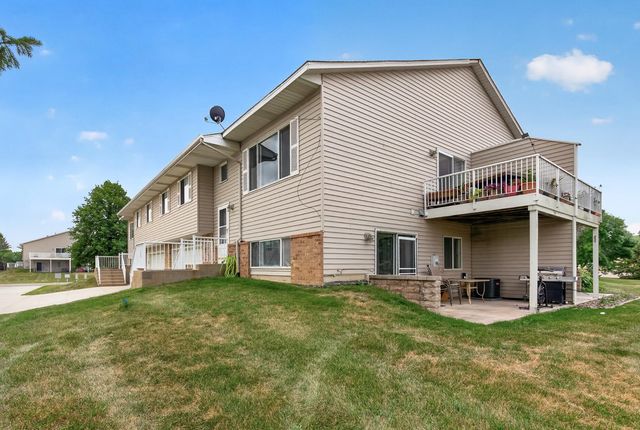 15894 Gooseberry Way, Apple Valley, MN 55124