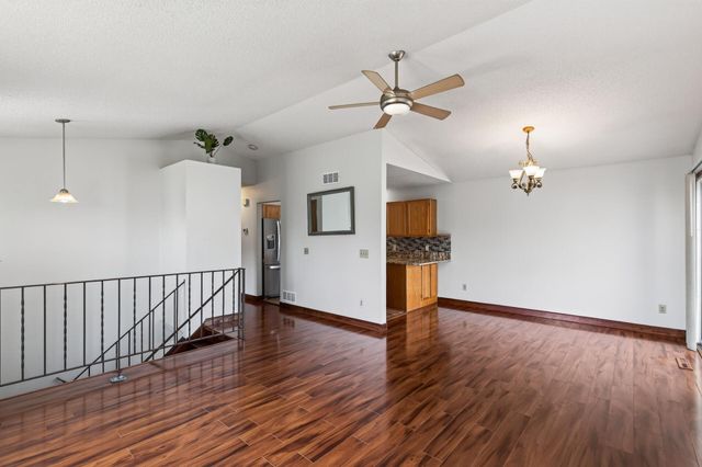 15894 Gooseberry Way, Apple Valley, MN 55124