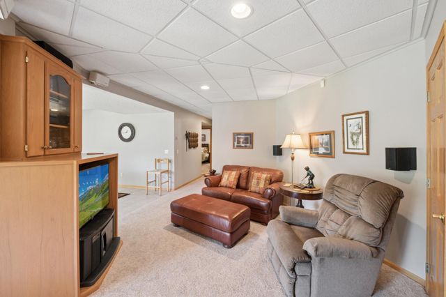 2405 Chad Court, Harris, MN 55032