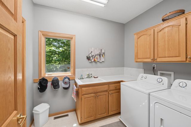 2405 Chad Court, Harris, MN 55032
