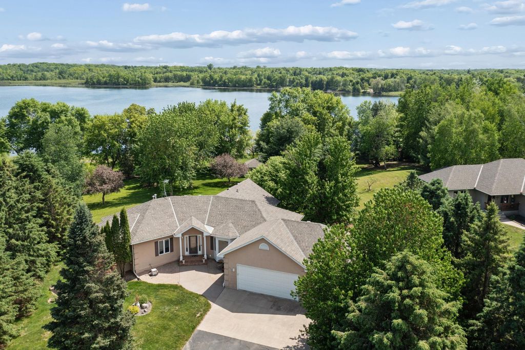 2405 Chad Court, Harris, MN 55032