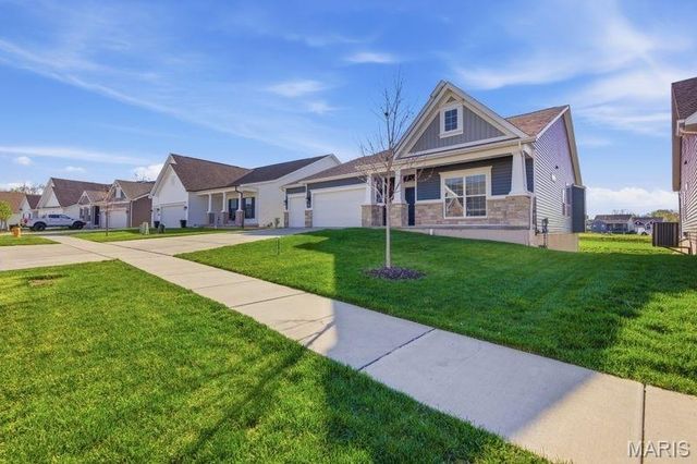 8012 Cotswald Trail, Cottleville, MO 63304