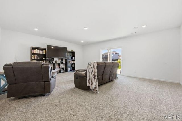 8012 Cotswald Trail, Cottleville, MO 63304